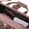 Кожаная добротная дорожная сумка коричневого цвета с фактурой под рептилию Vintage (14285) - 9