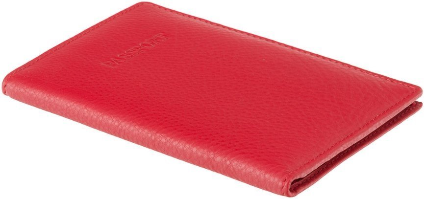 Шкіряна жіноча обкладинка червоного кольору для паспорта та пластикових карток Visconti Polo 68811