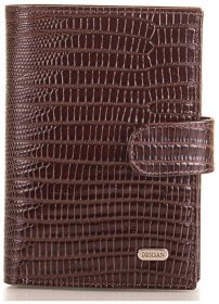 Коричневая обложка на автодокументы из натуральной кожи под рептилию Desisan 80612