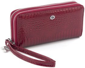 Вместительный женский кошелек из лакированной кожи красного цвета на две молнии ST Leather 70812