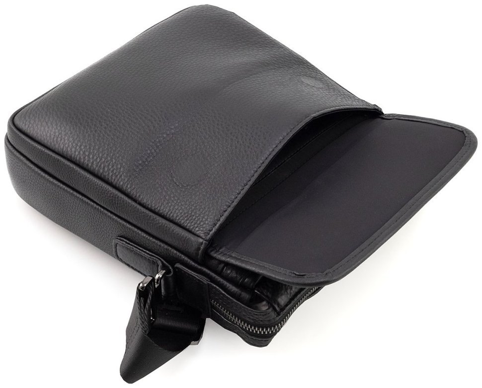Наплечная мужская кожаная сумка черного цвета H.T Leather 94512 modnotak фото №6