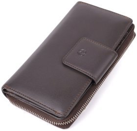 Місткий жіночий гаманець із гладкої шкіри з відділенням на блискавці для купюр і карт на кнопці Tony Perotti коричневого кольору 108512