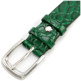 Ремень женский из лаковой кожи под рептилию Leather Collection 30118 зеленого цвета