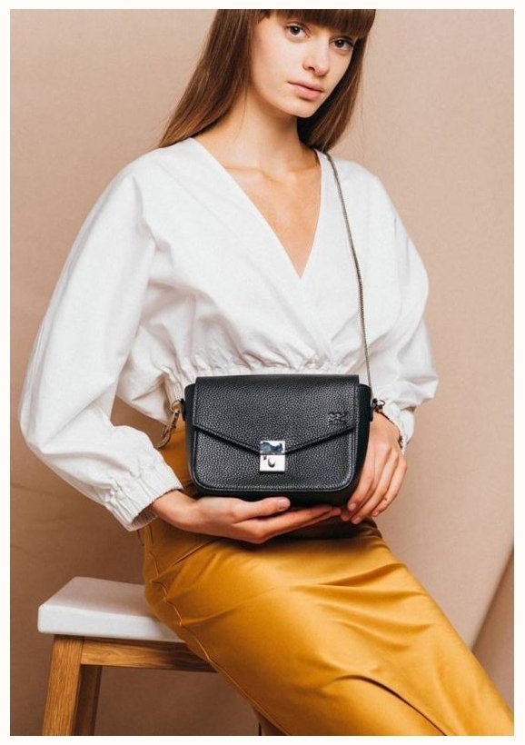 Чорна жіноча сумочка з натуральної шкіри флотар на ланцюжку BlankNote Yoko 79113 
