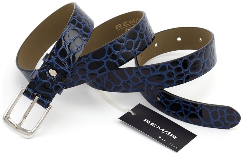 Женский ремень из лаковой кожи с фактурой под рептилию Remar 30121 синего цвета modnotak фото №3
