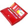 Лакований жіночий гаманець з натуральної шкіри червоного кольору з тисненням під змію CANPELLINI (2421850) - 3