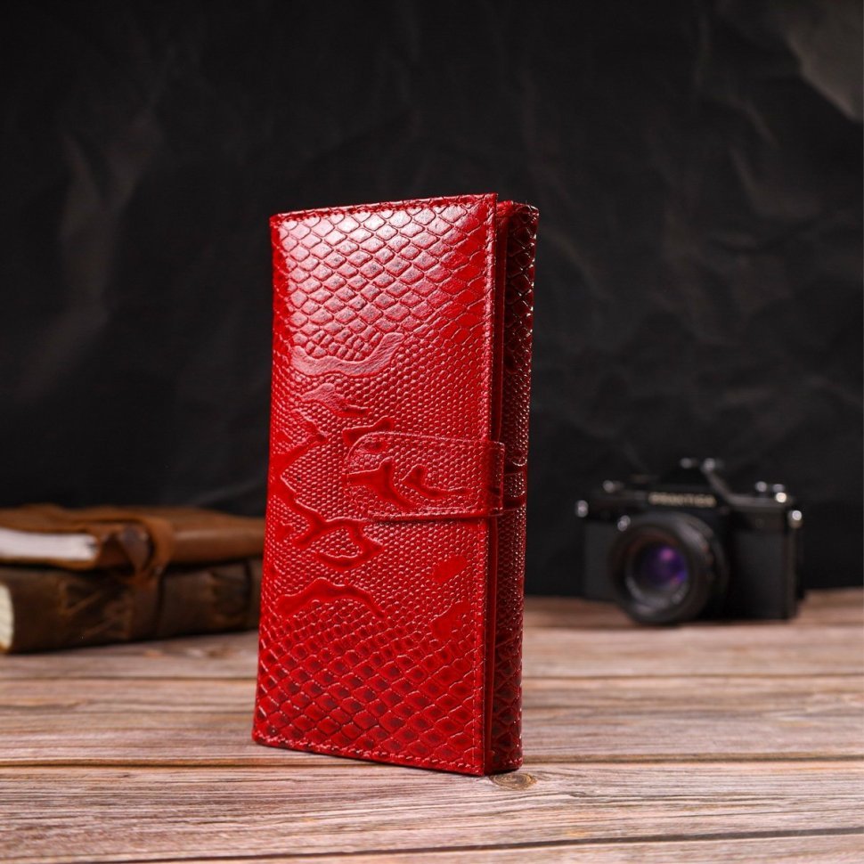 Лакований жіночий гаманець з натуральної шкіри червоного кольору з тисненням під змію CANPELLINI (2421850)