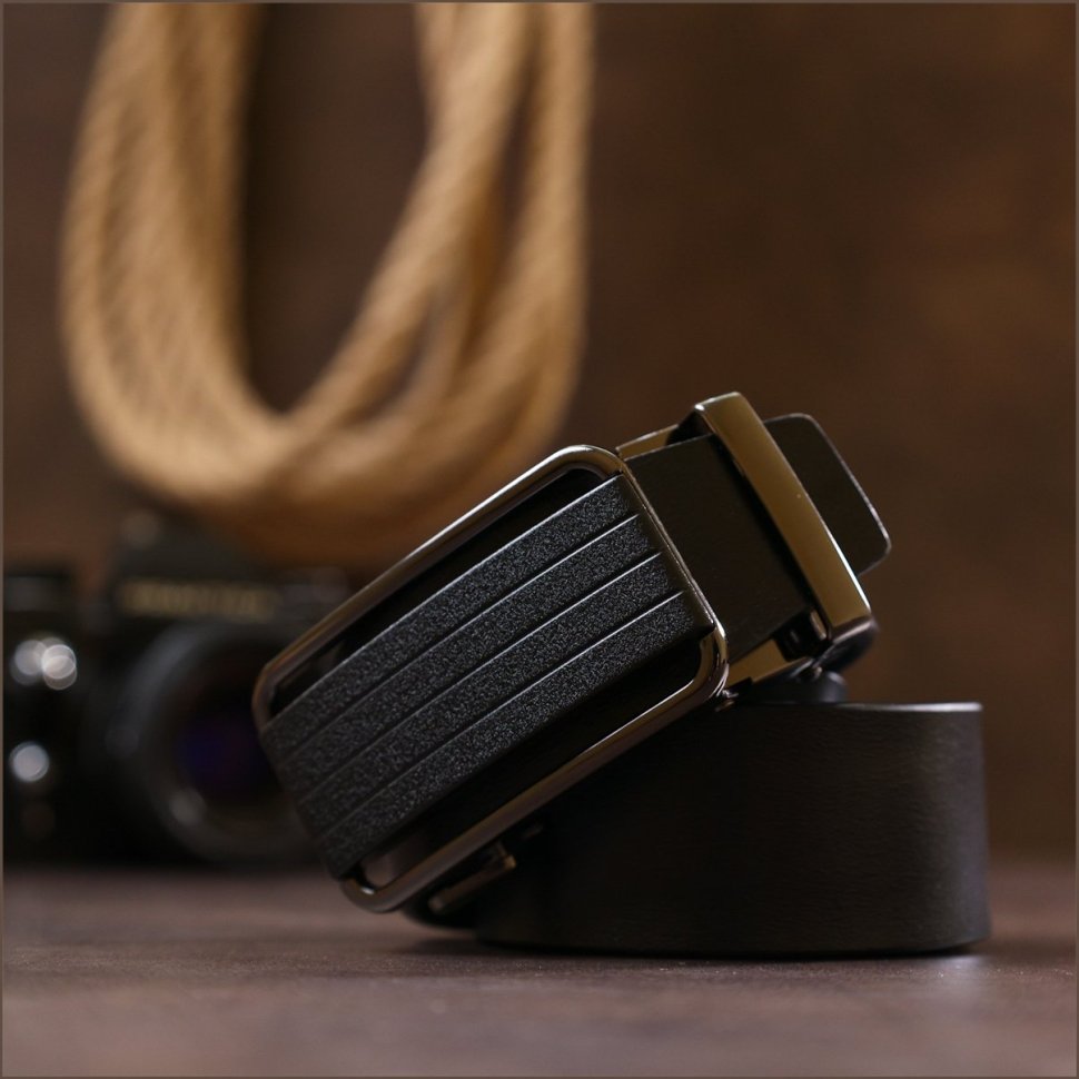 Мужской брючный ремень из натуральной кожи черного цвета с автоматической пряжкой Vintage 2420364