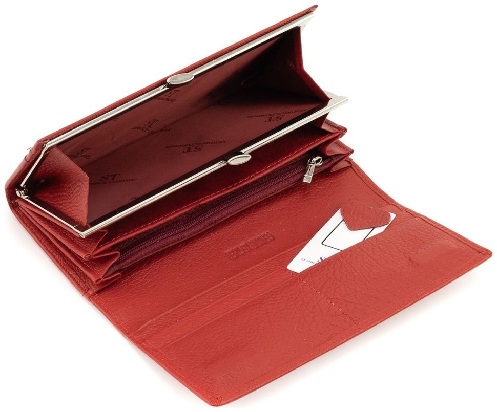 Шкіряний жіночий гаманець червоного кольору на магнітах та великою монетницею ST Leather 90815 modnotak фото №8