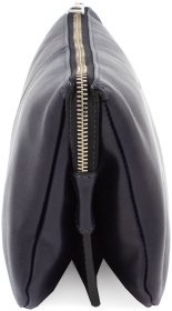 Просторный клатч из натуральной кожи темно-синего цвета Grande Pelle (10262)