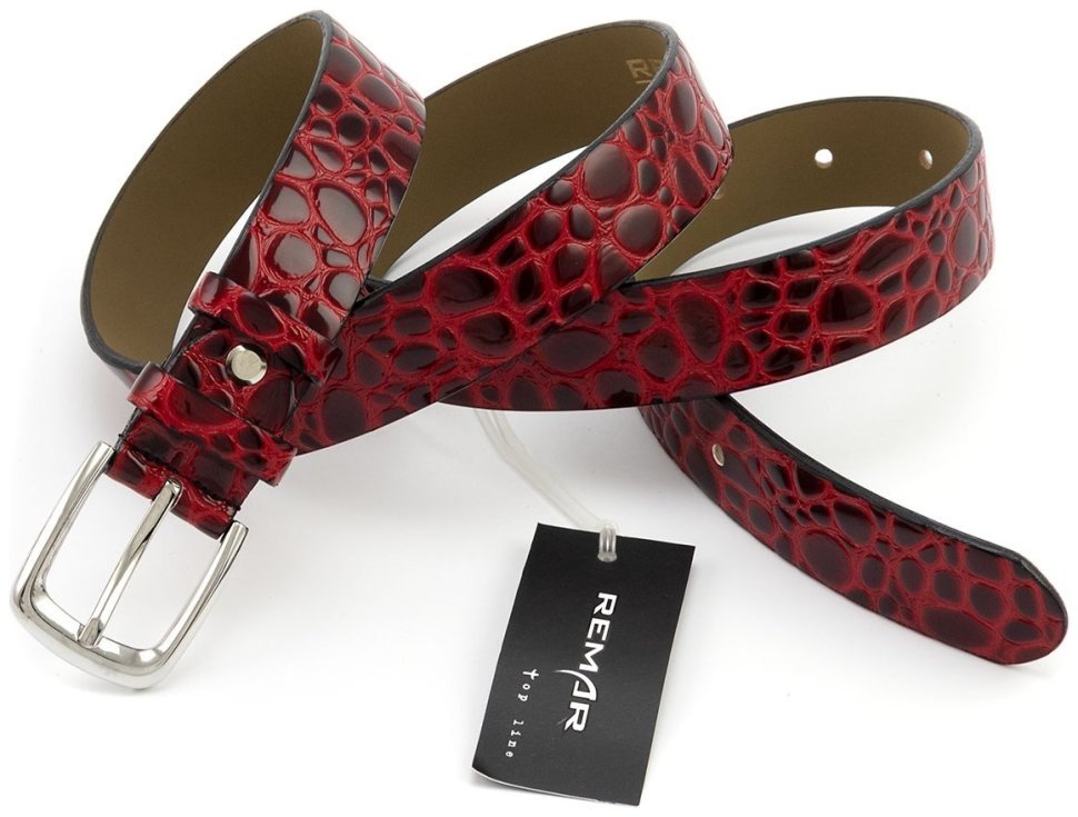Женский ремень из лаковой кожи с фактурой под рептилию Remar 30120 красный фото №4 Женский ремень из лаковой кожи с фактурой под рептилию Remar 30120 красный modnotak фото №4