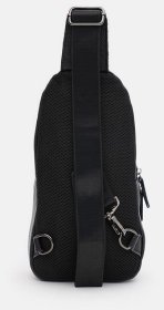 Вместительная мужская сумка слинг из натуральной кожи Borsa Leather 104515 черного цвета