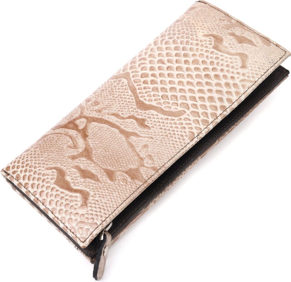 Жіночий гаманець з натуральної лакової шкіри бежевого кольору з блоком для карт KARYA (2421101)