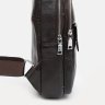 Темно-коричневая мужская сумка-слинг из натуральной кожи на две молнии Keizer (22098) - 4