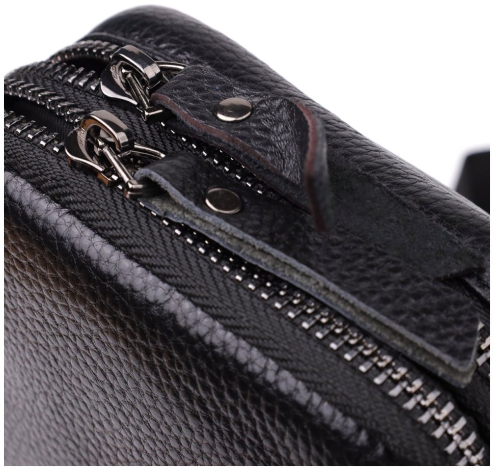 Вместительная мужская слинг-сумка из натуральной фактурной кожи черного цвета Vintage 98115 фото №6 Вместительная мужская слинг-сумка из натуральной фактурной кожи черного цвета Vintage 98115 modnotak фото №6