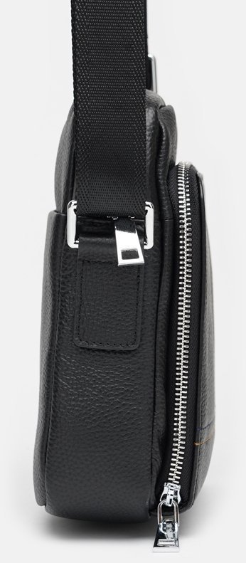 Молодежная мужская сумка-планшет из фактурной кожи на застежке Ricco Grande (15640)