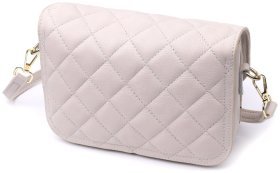 Кожаная женская сумка с необычной защелкой Vintage 22672 Белая