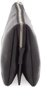 Винтажный клатч из натуральной кожи черного цвета Grande Pelle (10463)