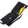 Шкіряний чоловічий гаманець горизонтального типу в чорному кольорі з фіксацією на кнопку Shvigel (2416432) - 4