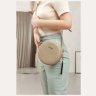Кругла жіноча сумка-кроссбоді із натуральної шкіри світло-бежевого кольору BlankNote Tablet 78616 - 8
