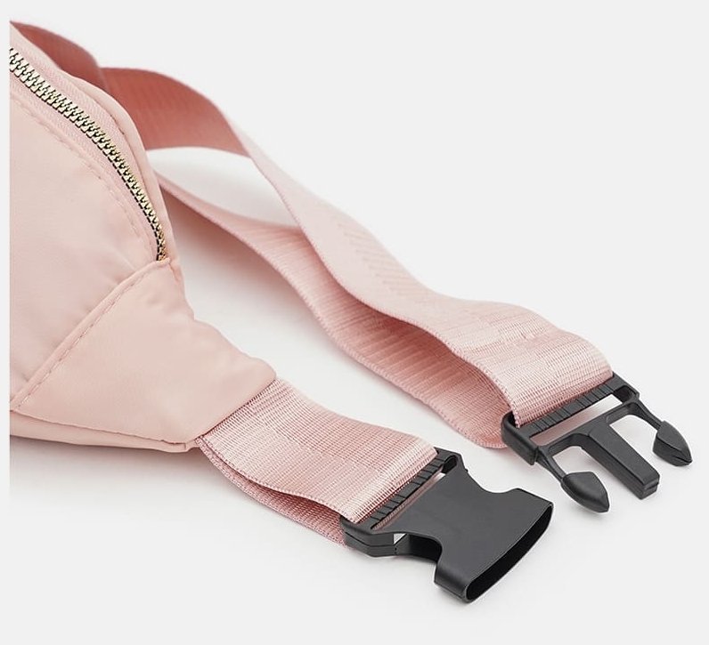 Стильная женская сумка бананка Monsen 88716 Розовая modnotak фото №4