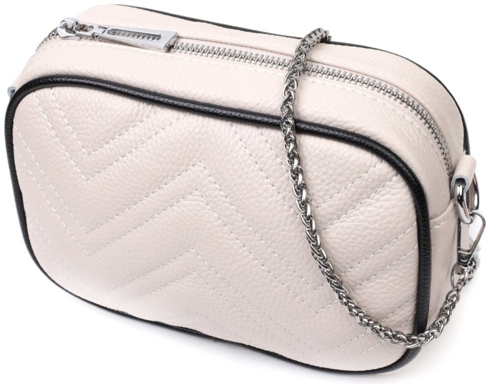Елегантна жіноча сумка білого кольору з натуральної шкіри на ланцюжку Vintage 2422380