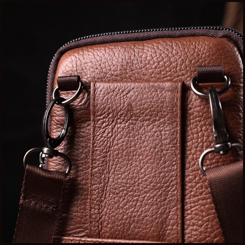 Светло-коричневая маленькая мужская сумка из фактурной кожи на пояс или на плечо Vintage 2422565