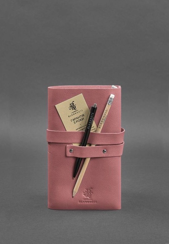 Шкіряний жіночий блокнот (Софт-бук) в рожевому кольорі з фіксацією на хлястик - BlankNote (42017)
