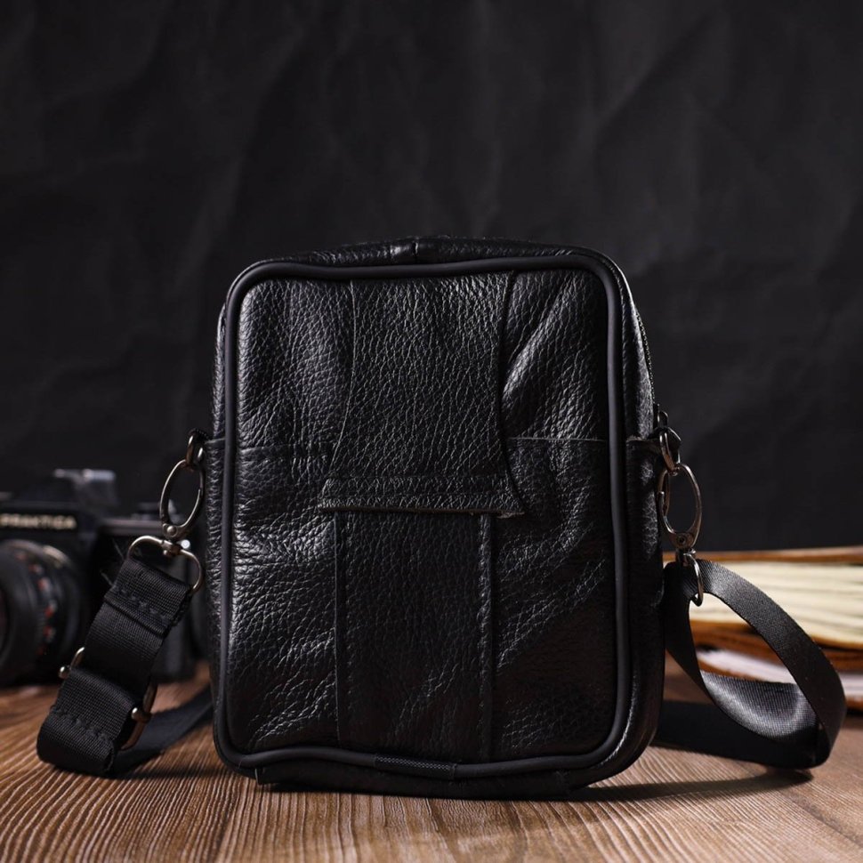 Удобная мужская сумка на пояс из натуральной кожи черного цвета Vintage (2421483)