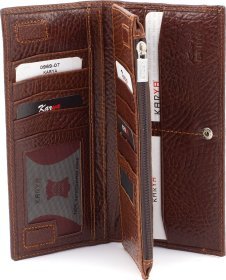 Чоловічий солідний купюрник із фактурної шкіри коричневого кольору KARYA (18297)