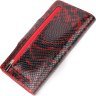 Чорно-червоний жіночий купюрник із натуральної лакової шкіри під змію KARYA (2421003) - 2