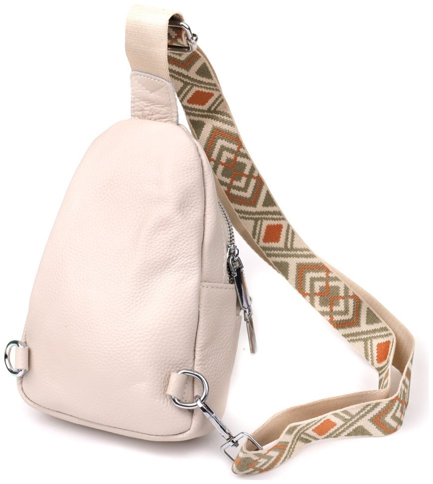 Жіноча сумка-слінг із натуральної фактурної шкіри з текстильним ремінцем Vintage 98217 білого кольору modnotak фото №2