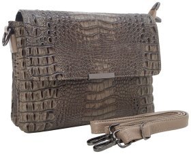 Небольшая женская сумка-кроссбоди из натуральной кожи под крокодила в бежевом цвете Desisan 79717