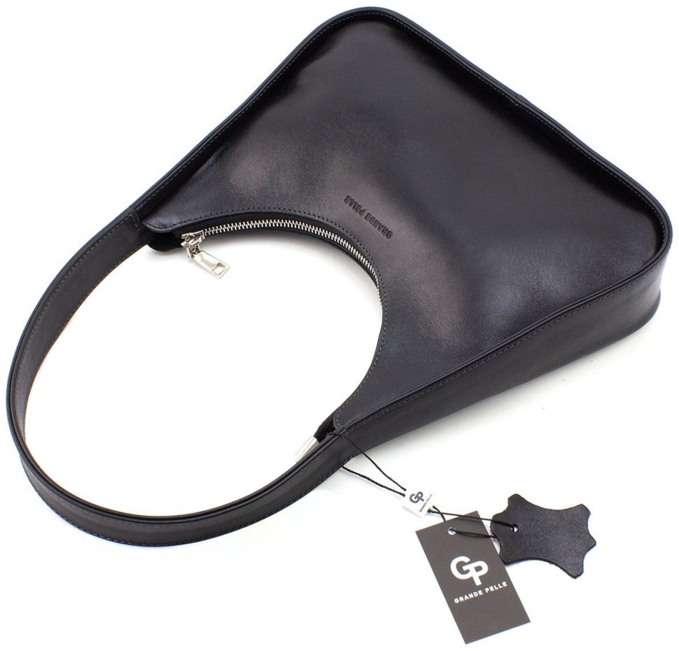 Чорна жіноча сумка-багет з однією лямкою з натуральної італійської шкіри Grande Pelle 73818