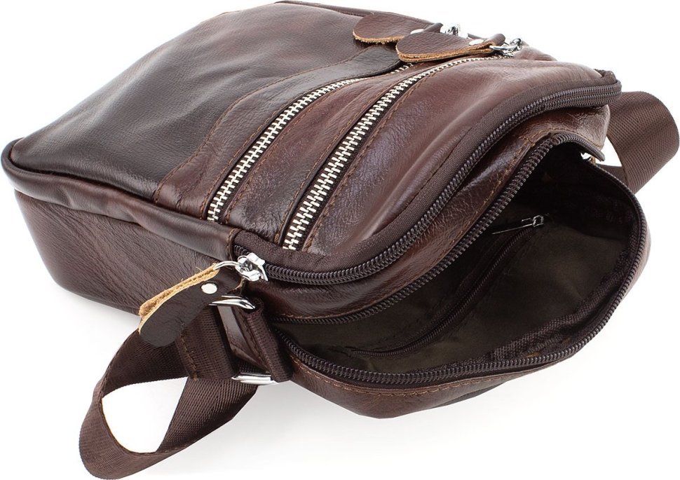 Мужская недорогая кожаная сумка коричневого цвета через плечо Leather Collection (32253918)