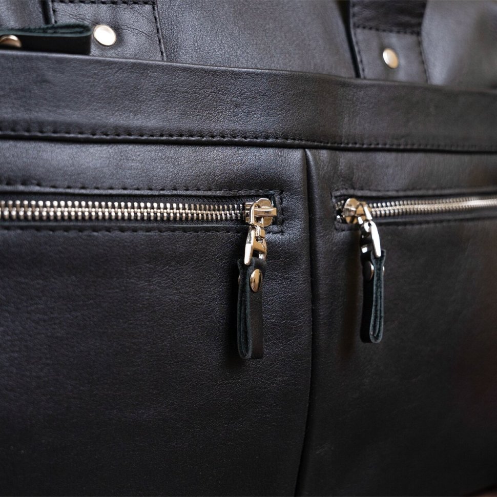 Черная сумка для ноутбука из гладкой кожи с серебристой фурнитурой SHVIGEL (11041)
