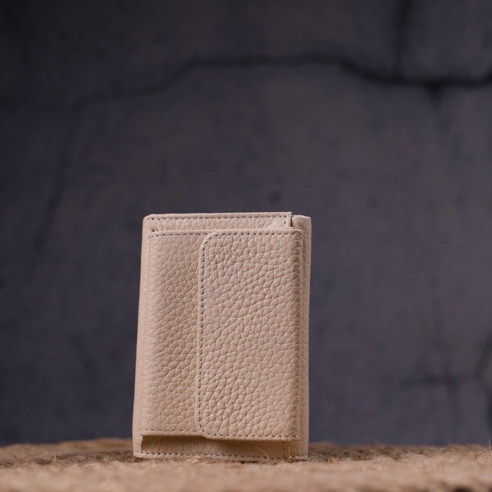 Світло-бежевий жіночий гаманець з натуральної шкіри на кнопці KARYA (2421320)