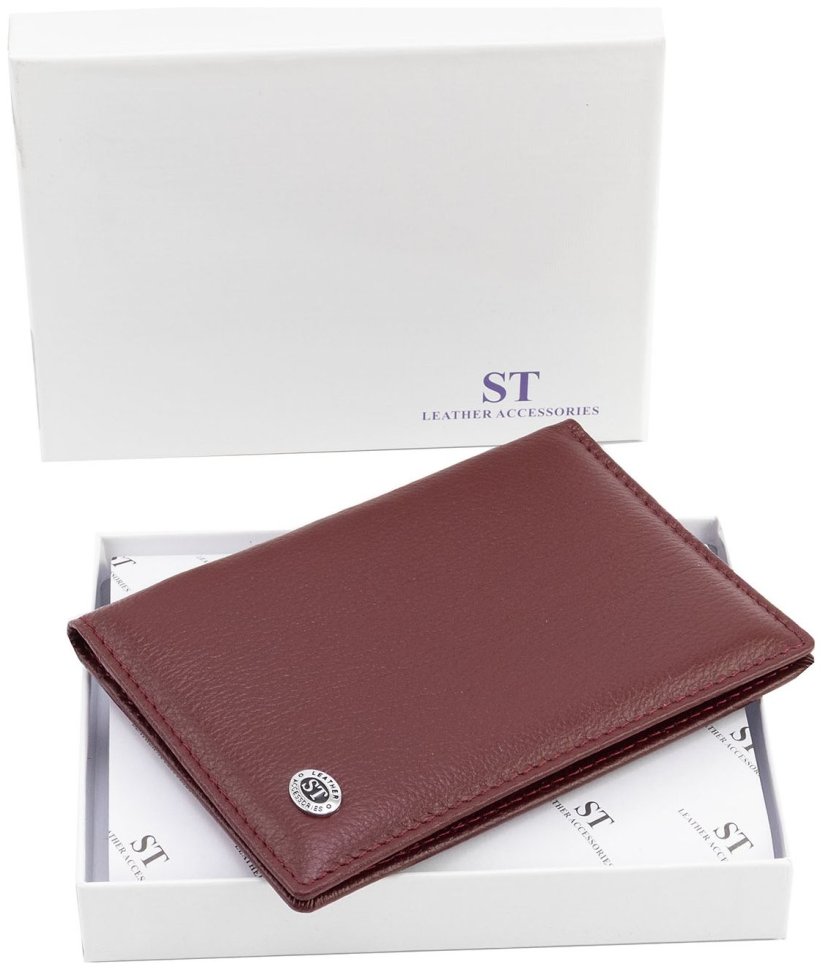 Женская кожаная обложка для паспорта старого образца ST Leather 97718 бордовая фото №7 Женская кожаная обложка для паспорта старого образца ST Leather 97718 бордовая modnotak фото №7