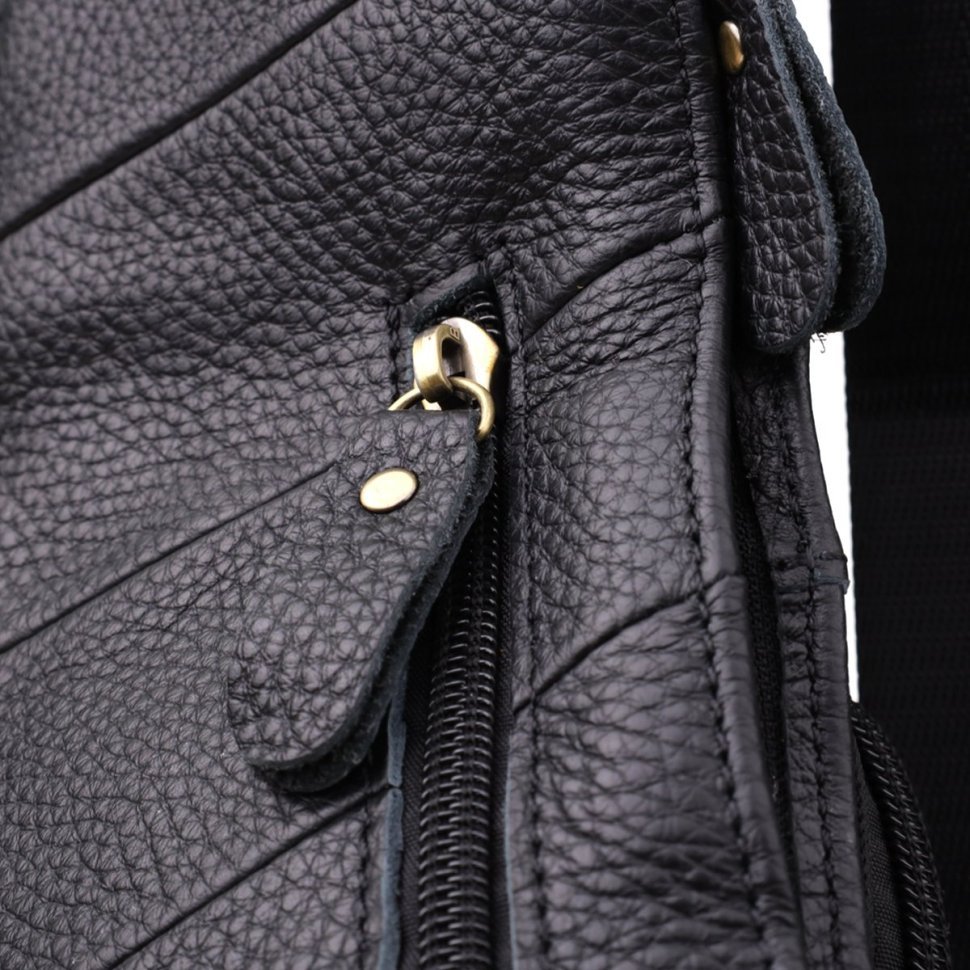 Мужская сумка-слинг из натуральной кожи с вместительными карманами Vintage 98118 черного цвета фото №5 Мужская сумка-слинг из натуральной кожи с вместительными карманами Vintage 98118 черного цвета modnotak фото №5