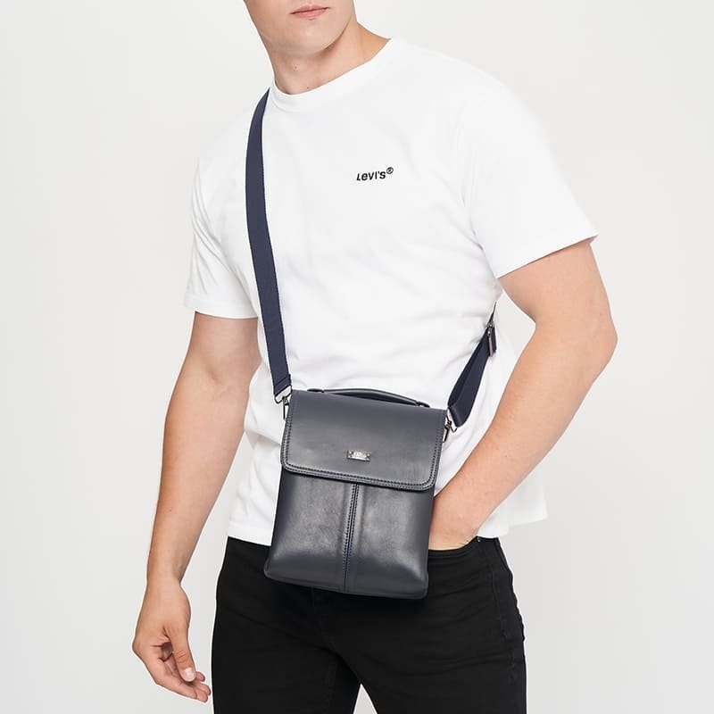 Деловая мужская барсетка из натуральной кожи синего цвета с клапаном на магните Ricco Grande 99318 modnotak фото №6