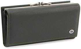 Зеленый кожаный кошелек на магнитах и с большой монетницей ST Leather 90819