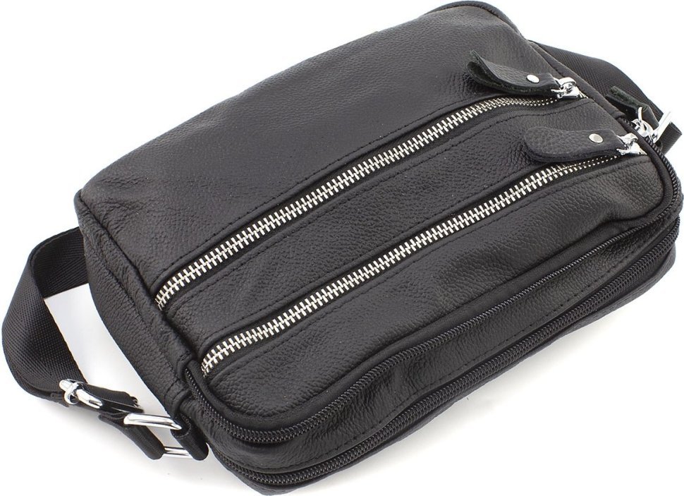 Недорогая мужская кожаная сумка через плечо черного цвета Leather Collection (32253919)