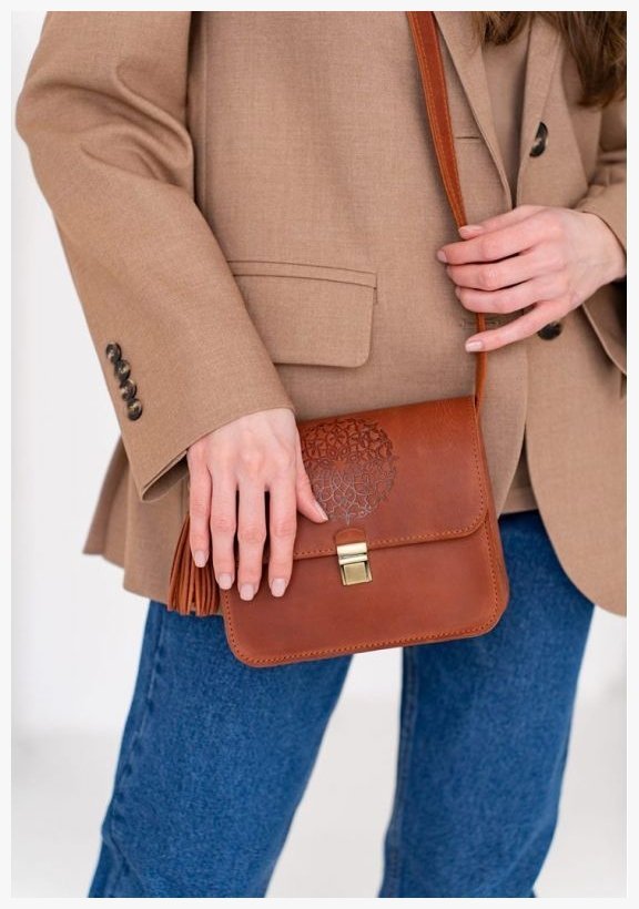 Компактна жіноча бохо-сумка із вінтажної шкіри світло-коричневого кольору BlankNote Лілу 78919