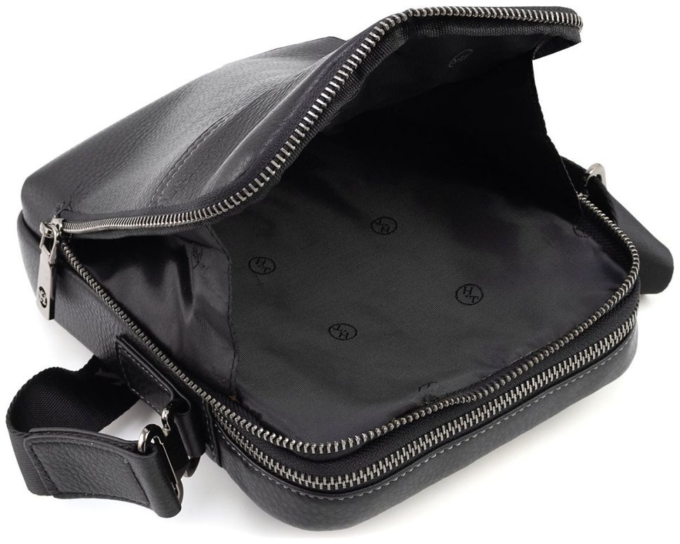 Вертикальна чоловіча наплечная сумка з натуральної шкіри H.T Leather (10257) фото №8 Вертикальна чоловіча наплечная сумка з натуральної шкіри H.T Leather (10257) modnotak фото №8