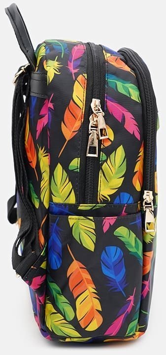 Текстильний жіночий рюкзак з яскравим принтом Перья - Monsen (56020)