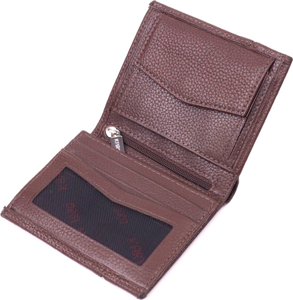 Коричневое мужское портмоне из фактурной кожи без застежки KARYA (2421322)