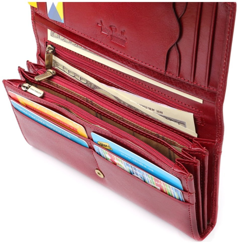 Большой горизонтальный женский кошелек из гладкой кожи на кнопке Tony Perotti красного цвета 108520 фото №8 Большой горизонтальный женский кошелек из гладкой кожи на кнопке Tony Perotti красного цвета 108520 modnotak фото №8