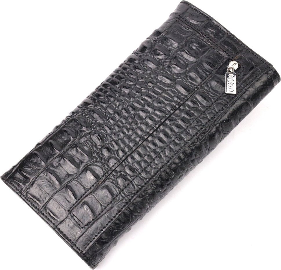 Черный женский кошелек из фактурной кожи под крокодила с фиксацией на клапан KARYA (2421107)