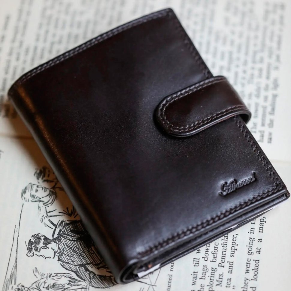 Чоловіче шкіряне портмоне на кнопці з RFID-захистом Ashwood 1246 VT коричневого кольору 95421 modnotak фото №11