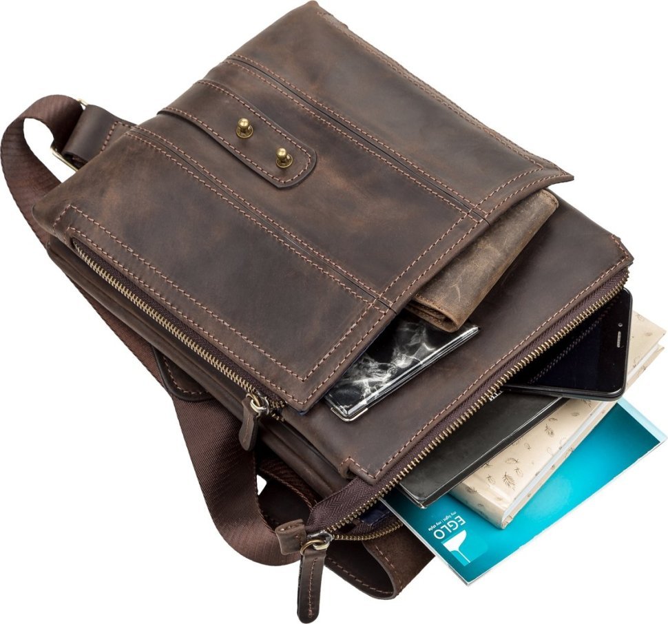 Коричневая сумка-барсетка из винтажной кожи с клапаном SHVIGEL (2411104)